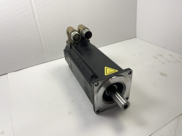 Beckhoff AM3044-0J00-0000 Servo Motor 6.0Nm 6000RPM 400/480V Industrial - Used - Image 4