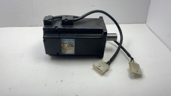 Hypertherm 031143 Brushless DC Servo Motor NEMA34 1.6Nm 9.3A Used - Image 2