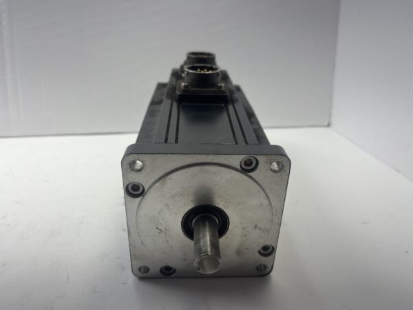 Kollmorgen AKM41H-BKCNR-00 Servo Motor 6000RPM 320VDC NEMA34 IP65 2.06Nm Used - Image 4