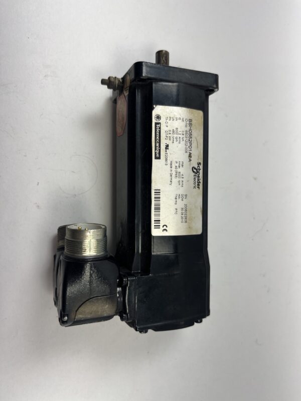 Schneider BSH0552P01A2A Lexium Servo Motor | 0.9Nm 4000RPM IP50 - Used - Image 3